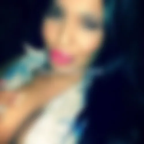 Beurette sexy d'Ivry-sur-Seine cherche des mecs chauds pour plan cul