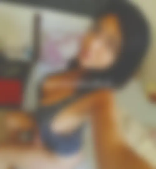 Belle beurette aux gros seins pour plan baise au lit à Aulnay sous Bois