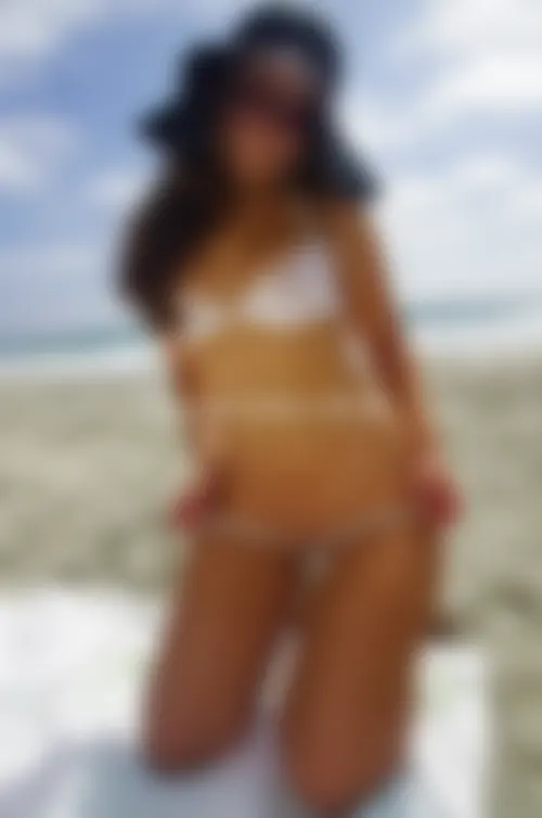 Beurette coquine cherche mec exhibe d'Antibes pour baiser